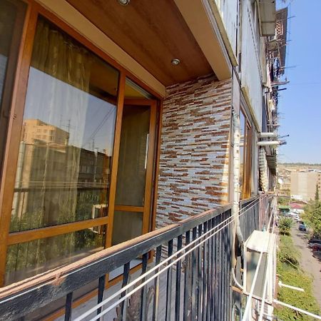 Gevorg'S Appartment Yerevan Exterior photo