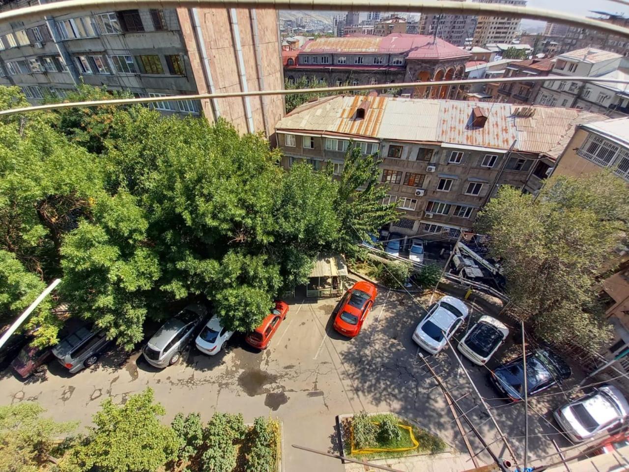 Gevorg'S Appartment Yerevan Exterior photo